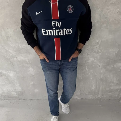 Size:L . XL . 2XL . 3XL